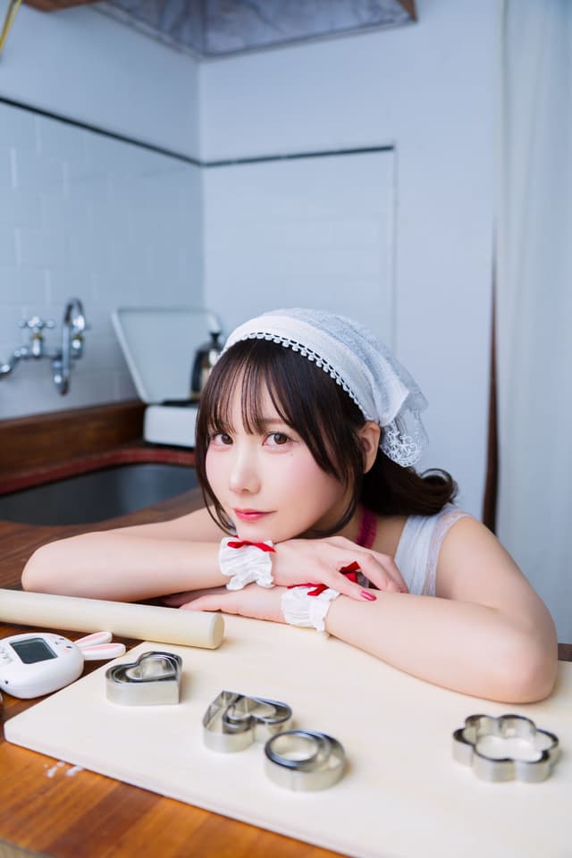 eat me - 诞生日记念DL [101P-1.15GB] 写真集