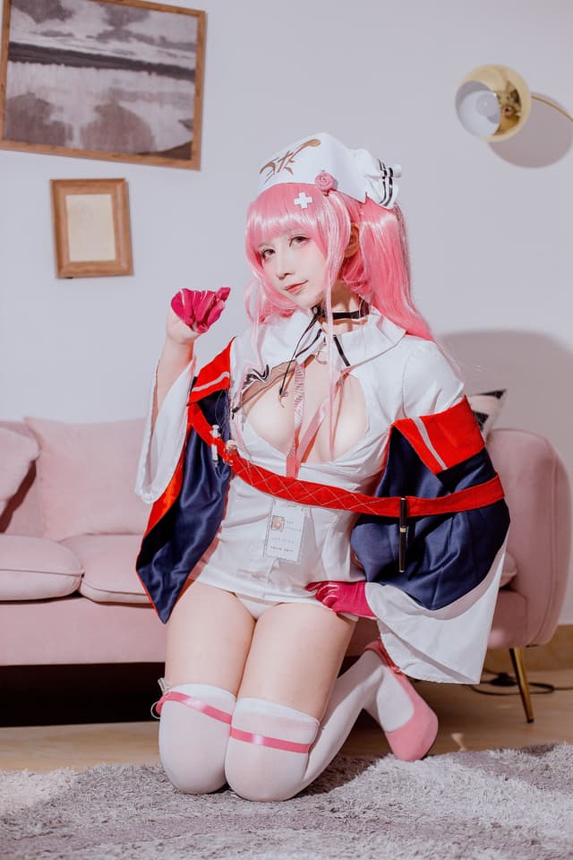 碧蓝航线英仙座护士 写真集