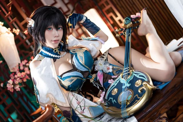 NO.216 [Fantia] 2024年12月订阅 (4套)[265P-1.25G]