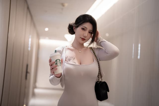都市之夜 [76P1V1] 写真集