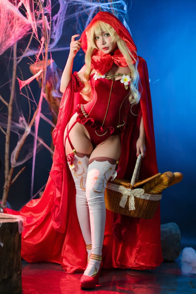 Red Riding Hood 写真集