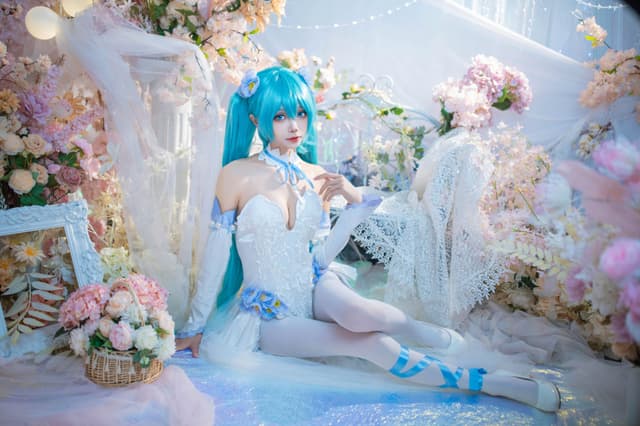 初音 粉蝶花 42P 写真集
