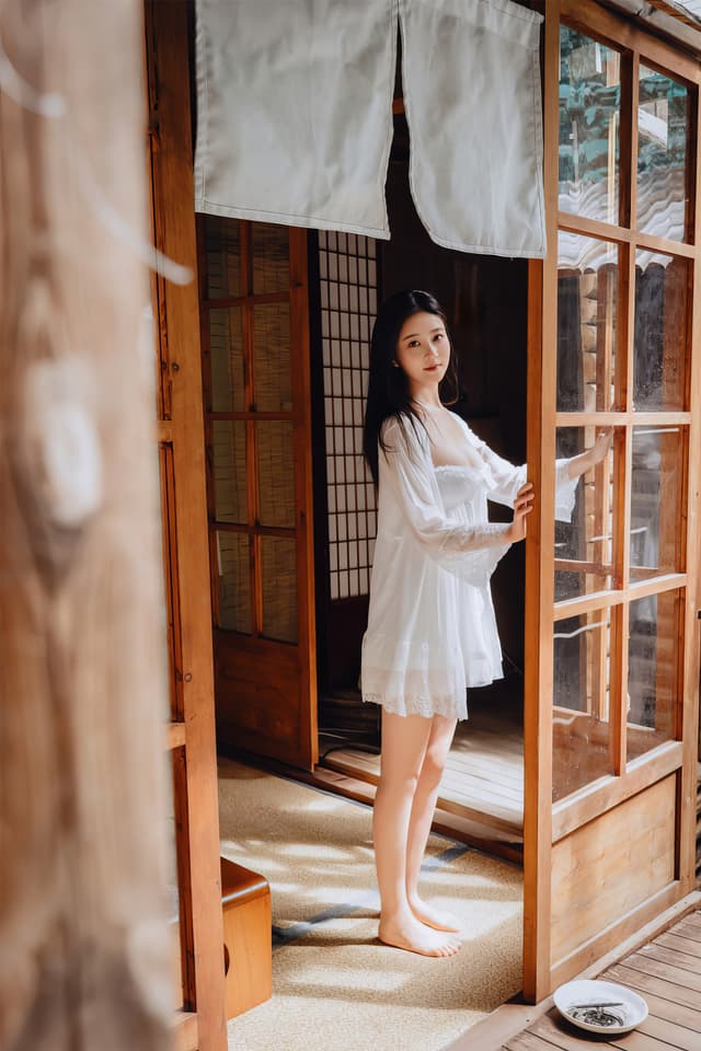 林间小屋 52P 写真集