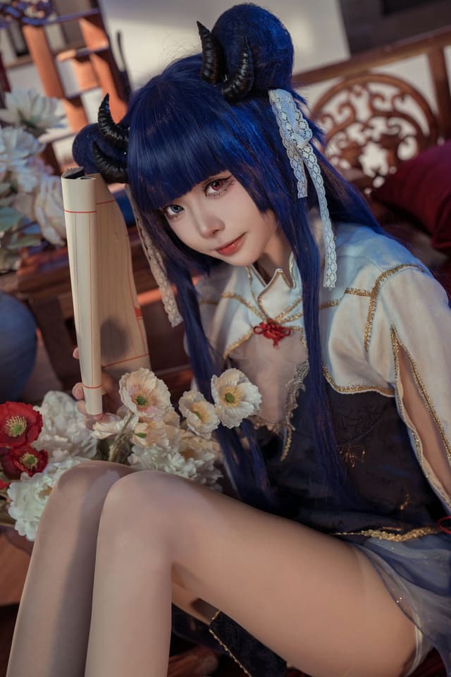 伊吹 – 新年旗袍 写真集