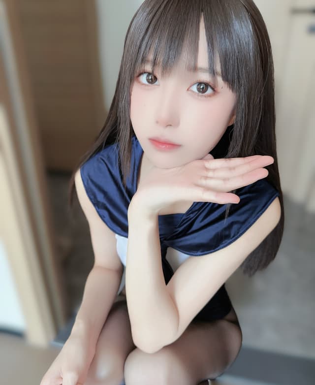 蓝色连体泳衣 95P 写真集