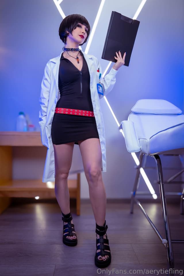 Tae Takemi (Persona 5 Royal) 写真集