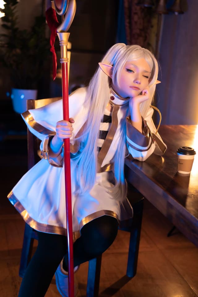 Frieren (Sousou No Frieren) 写真集