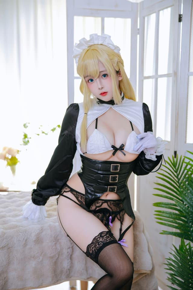 拘束女仆