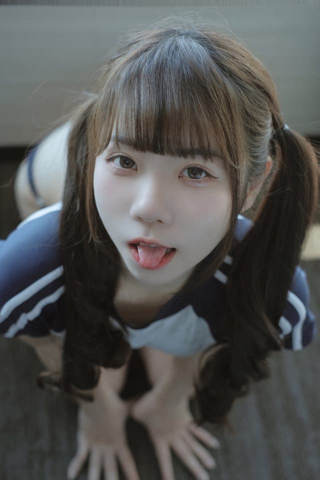 礼物体操服少女 35P 写真集